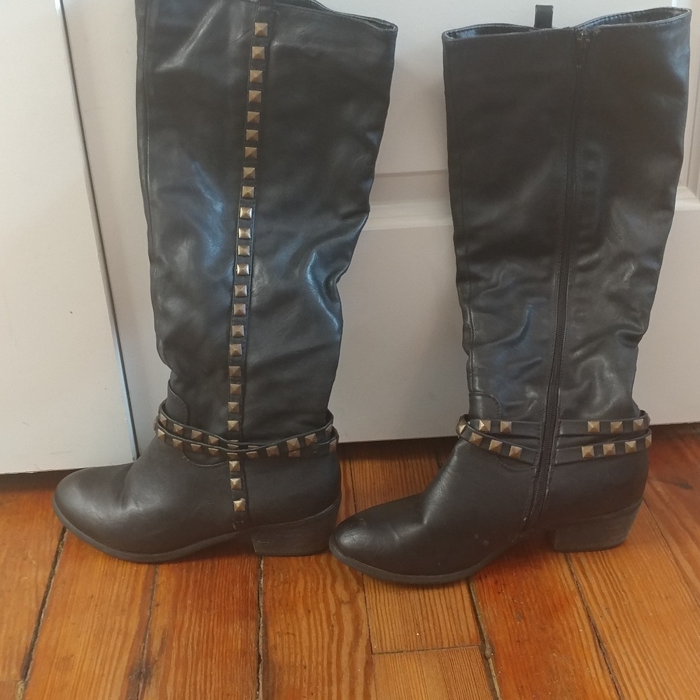 Black Boots with Gold Studs